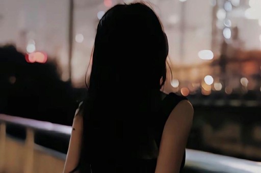 从“嫁给自己”到负债50万：当独立女性被收割有些人缺的不是仪式感是底线