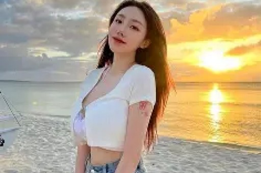 《51吃瓜网每日大赛》-网红反差黑料内容整理-51吃瓜网每日大赛主题更新-无广告在线浏览黑瓜吃料